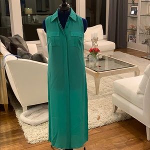 Silk maxi dress with slit!